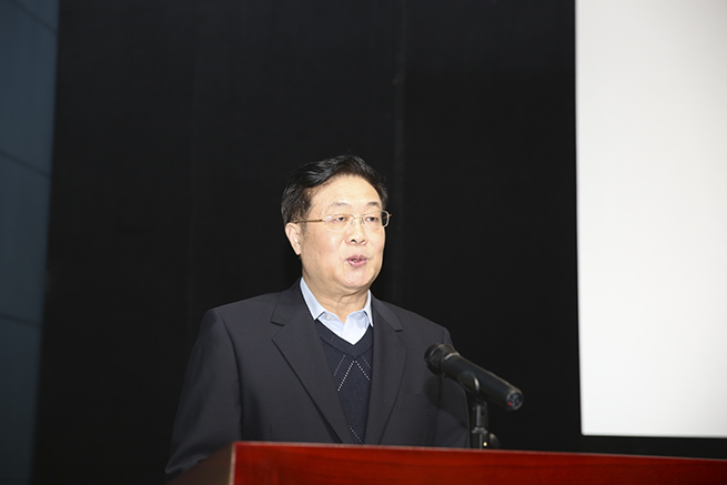 毛兆章副馆长作领导班子及个人述职报告.jpg