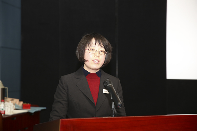 业务管理部副主任林红做述职报告.jpg