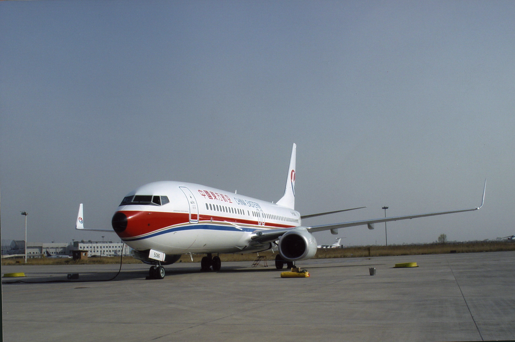 MB000793-波音737-800型飞机照片.jpg