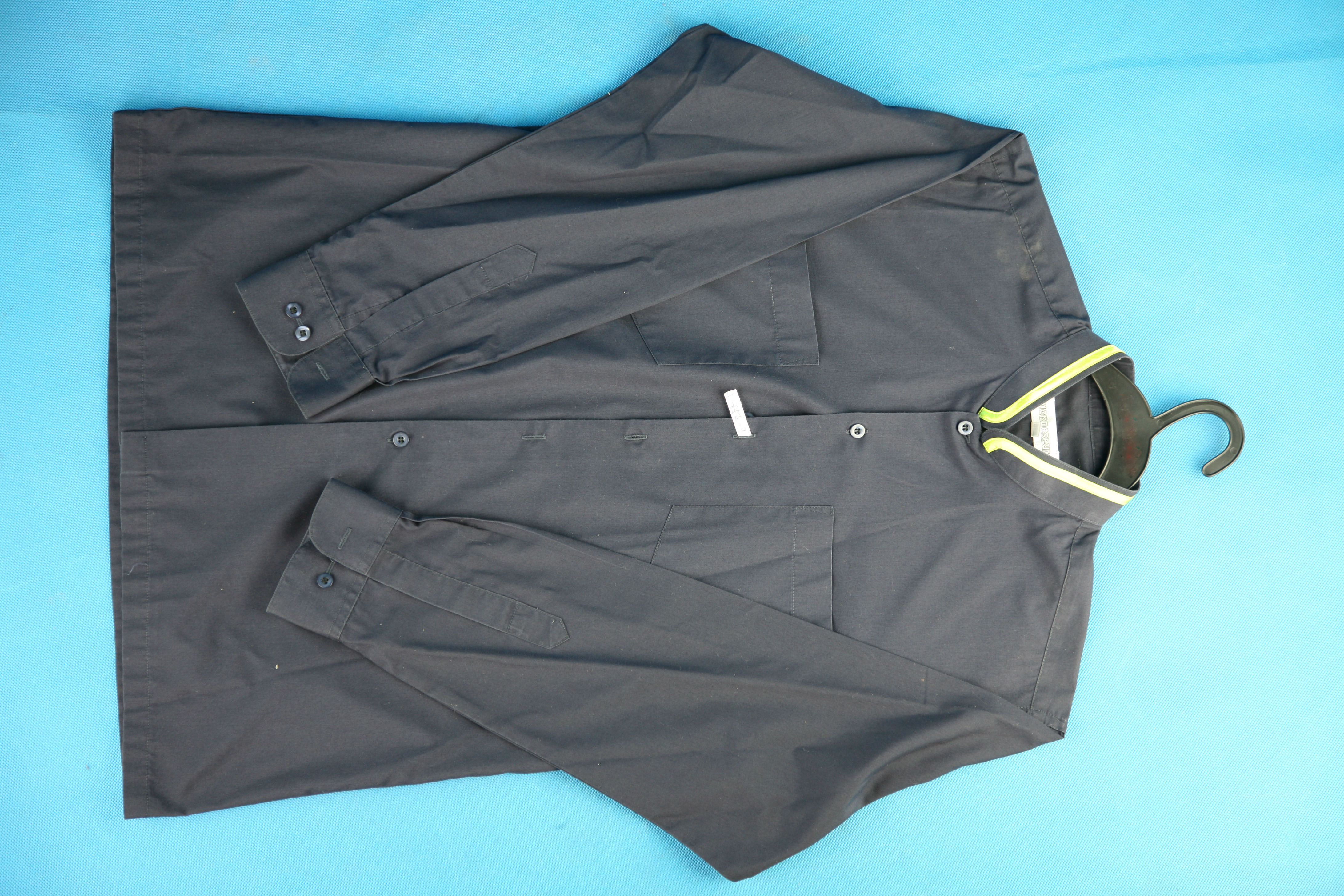 MB001761非凡航空有限公司舱务员男制服上衣.jpg